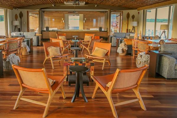 Delfin III Gallery Image